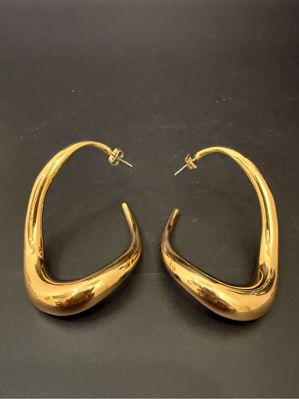 Gold-tone Organic Curved Silhouette Twisted Chunky Hoop Statement Earrings
